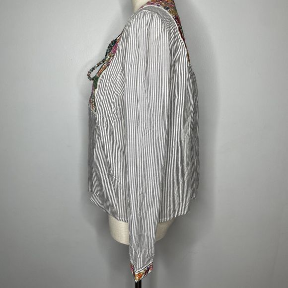 Boho Blouse Womens Medium Blue Striped Embroidery Open Front Top Farmhouse NWT - Picture 7 of 15